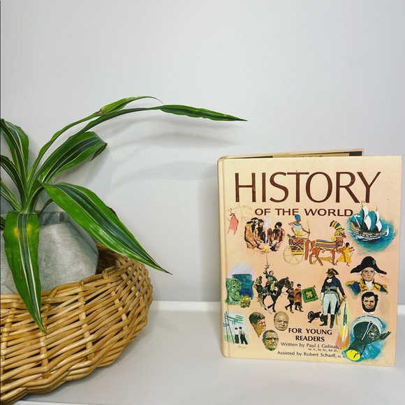 History of the World for Young Readers 1965 - Picture 1 of 3